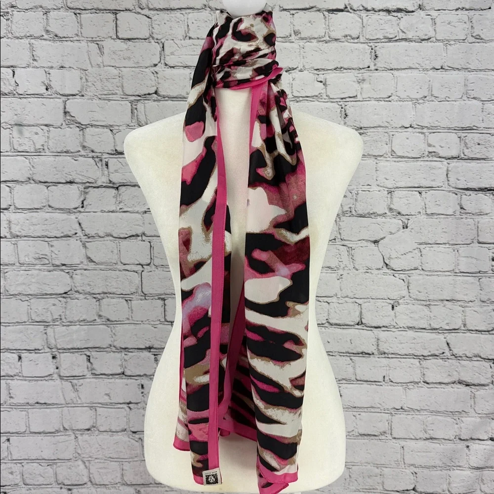 Anne Klein 100% Silk Rectangular Statement Scarf – Hot Pink & Black – Excellent